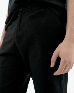 Pantalon noir droit Travel Light