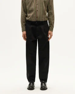 Pantalon noir à plis décontractée Wotan