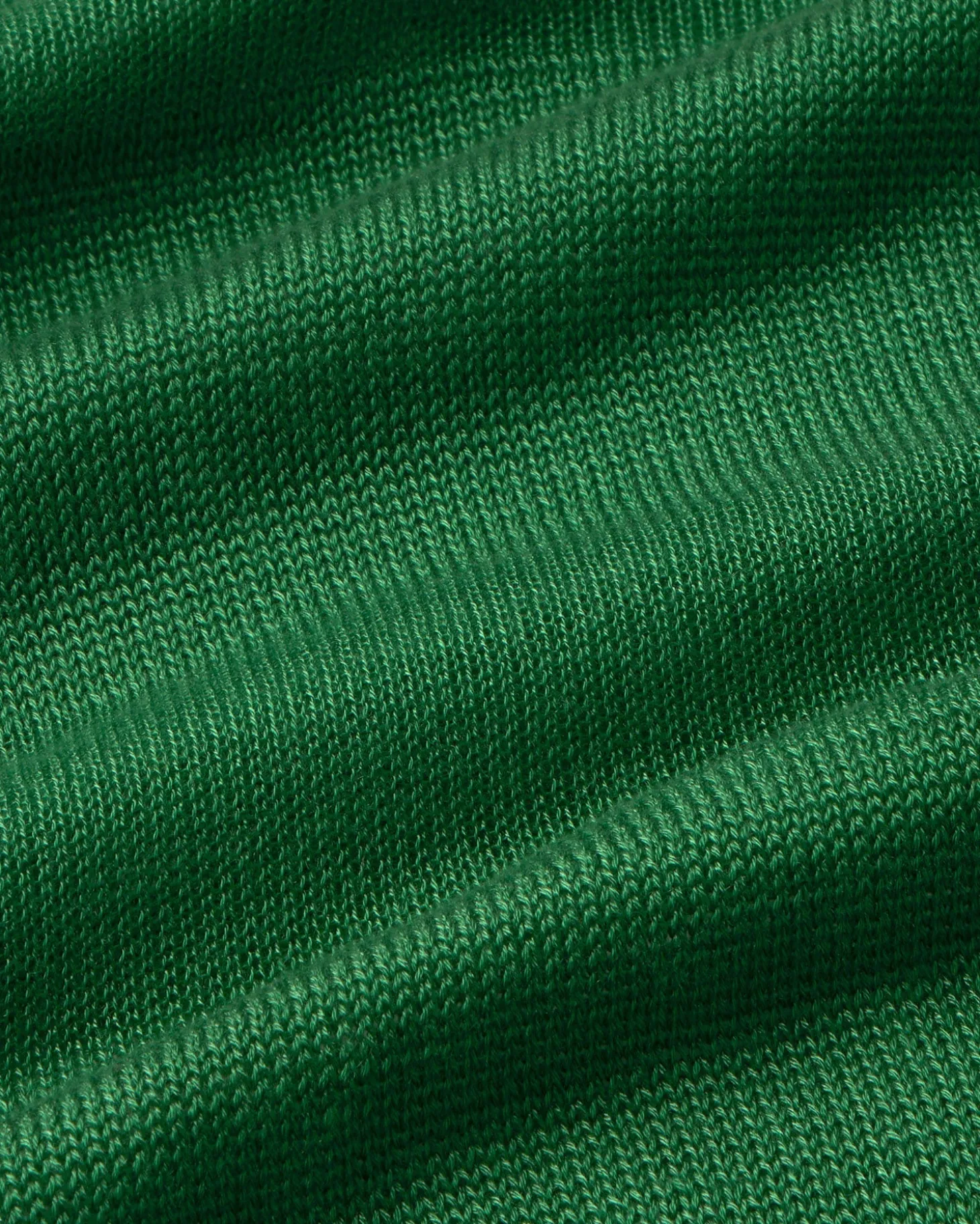Pull semitransparent vert Be
