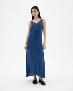 Robe longue bleue Cupro Sade