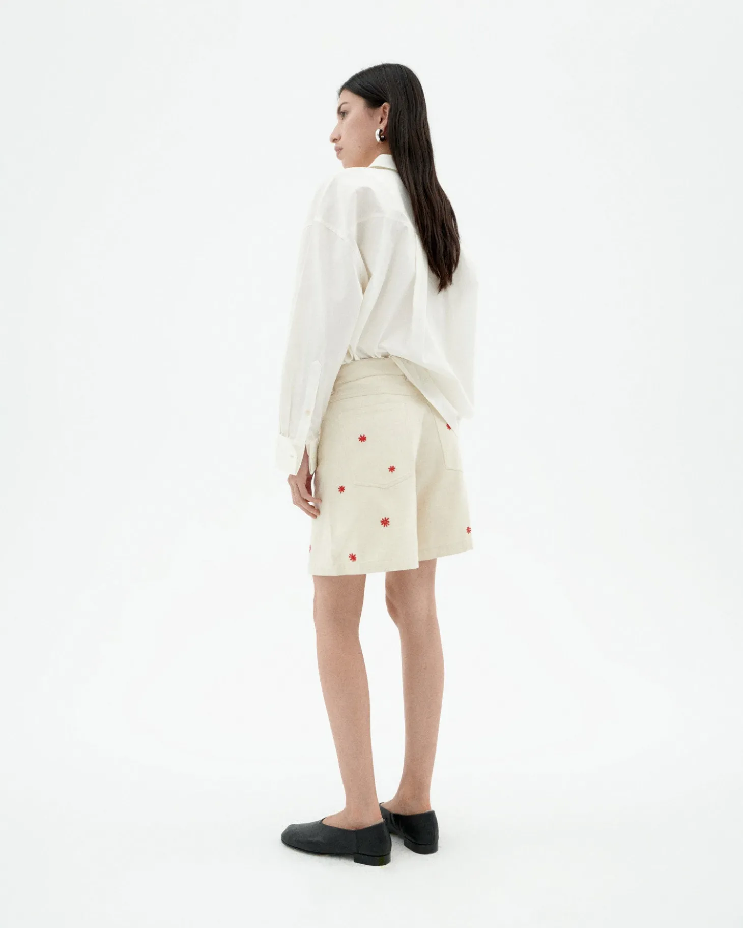 Short brodé à la main Luisa