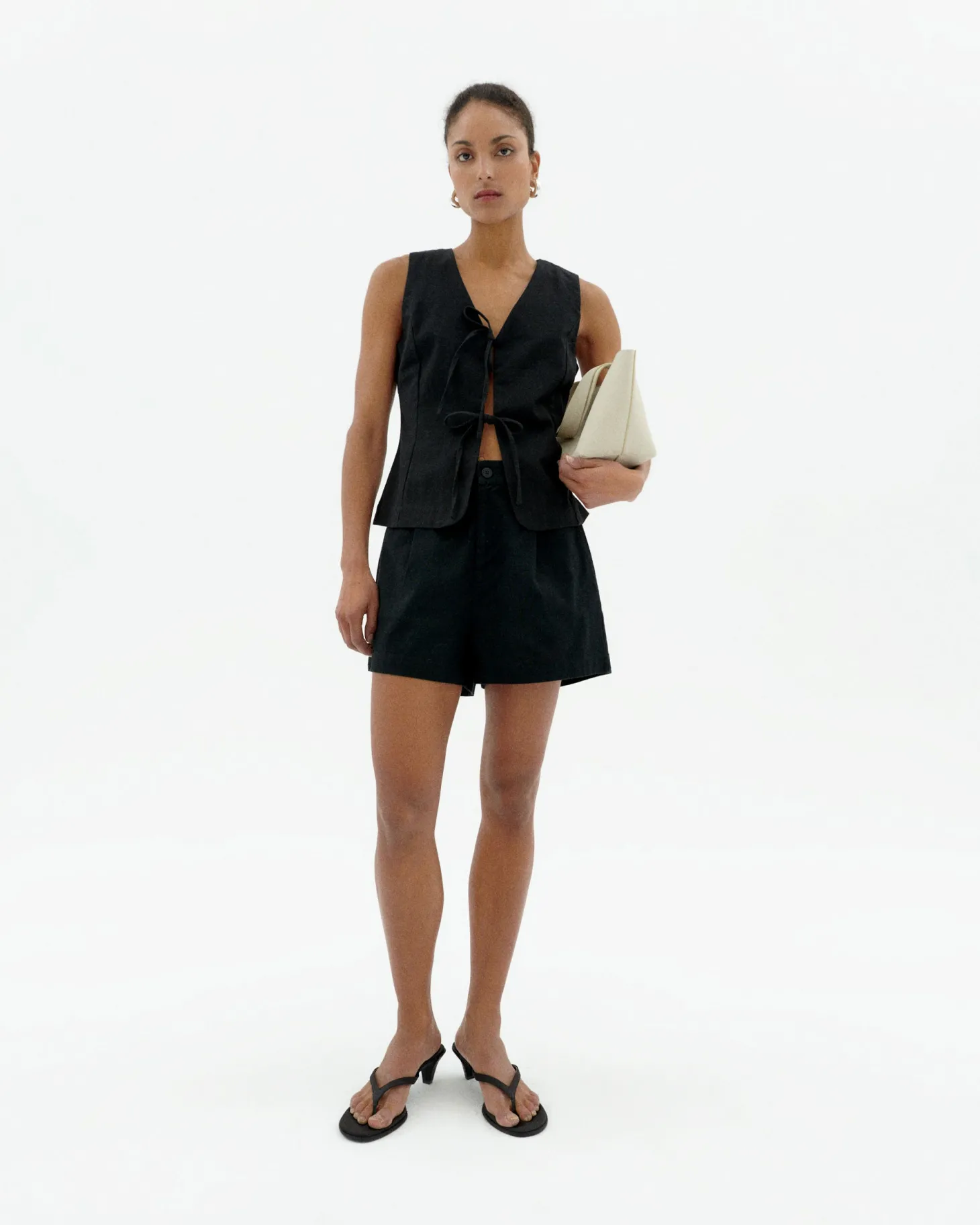 Short noir Narciso