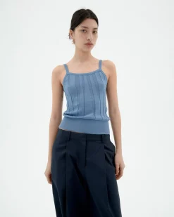Top bleu bretelles en maille Nadine