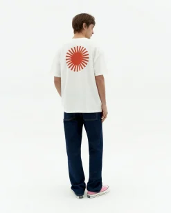 T-shirt blanc Aaron soleil rouge à dos