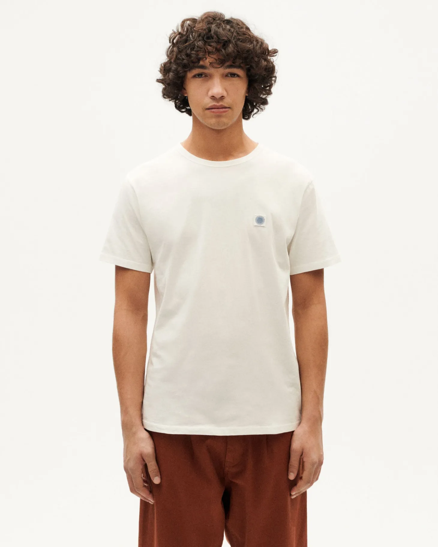 T-shirt blanc soleil indigo au dos